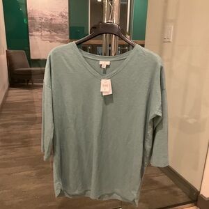 J Jill Light Sage V-Neck 3/4 Sleeve Tee M